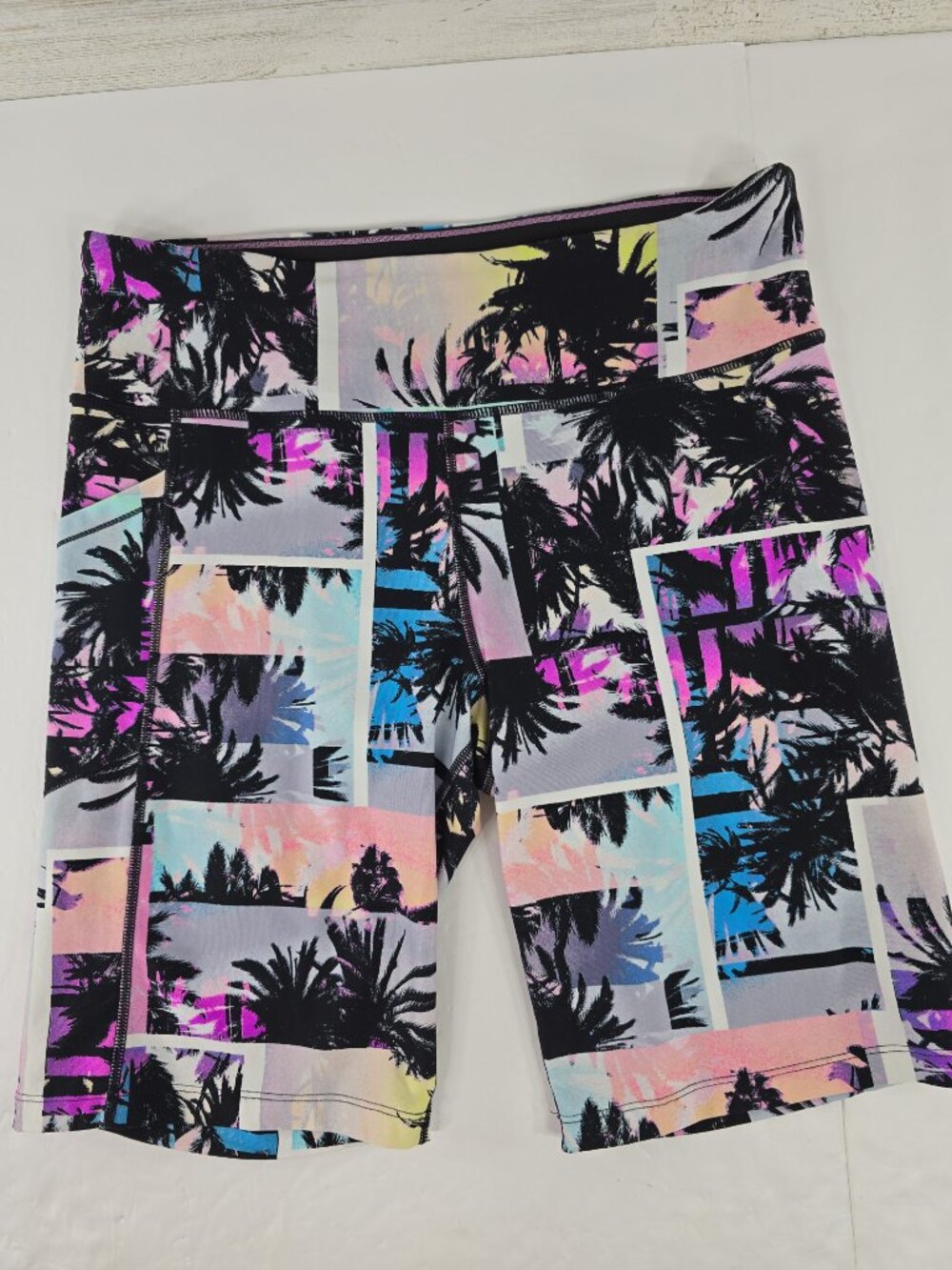 CALVIN KLEIN Women's Multicolor Tropical Biker Shorts Size XL POCKET INSEAM: 9in